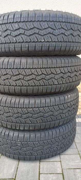 235/65r17  falken  zima jak nowe  ,   -8mm ,  2022r   Q5 ,  XC60