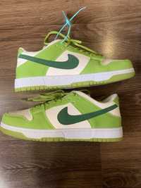 Nike sb dunk apple green