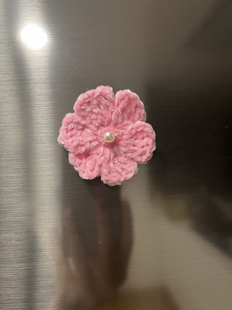 Coracoes e flores em crochê