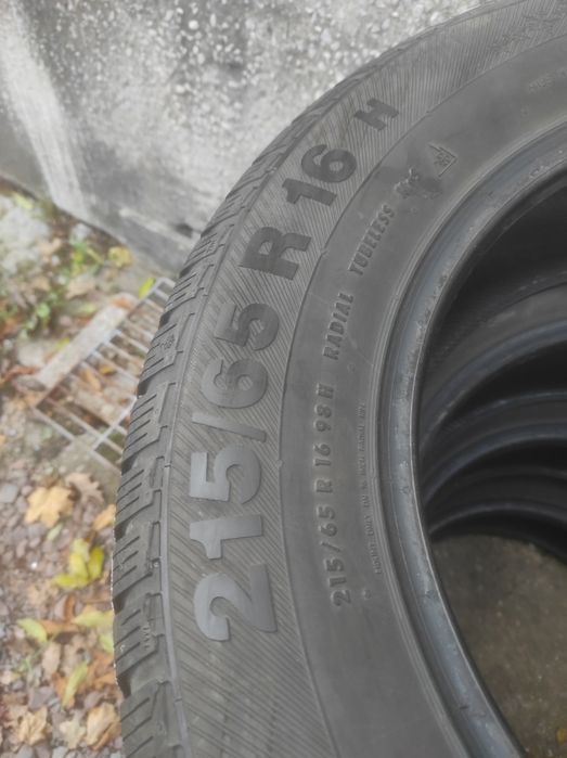 Opony zimowe 215/65 R16 4x4 Barum Polaris 3