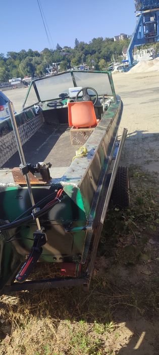 Продам човен Казанка 3м з мотором Ямаха 20
