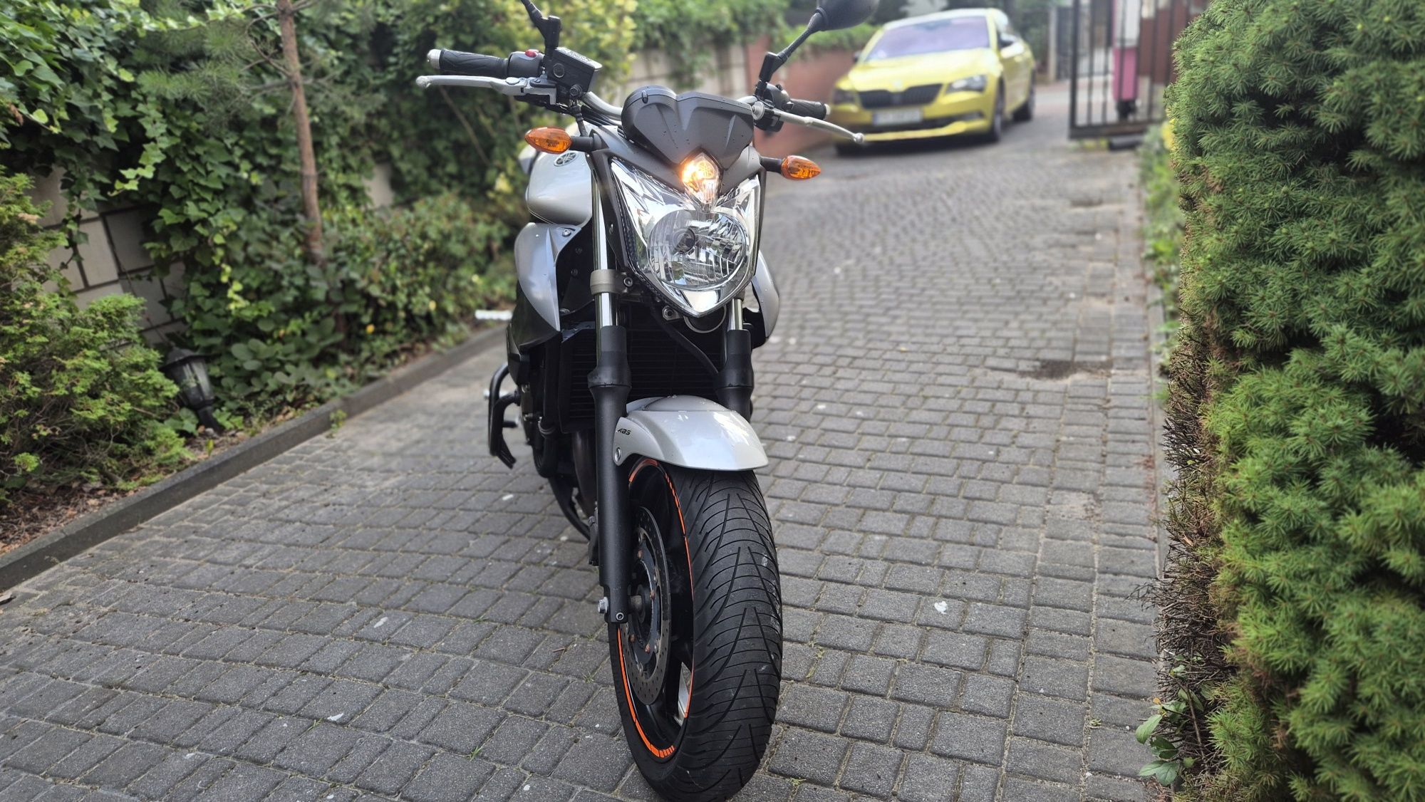 Yamaha XJ6 - niski przebieg 12 957 km!! ORYGINAL!!