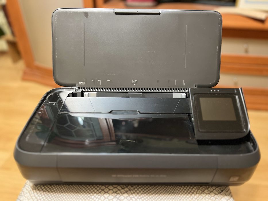 HP OfficeJet 250 Mobile All-in-One