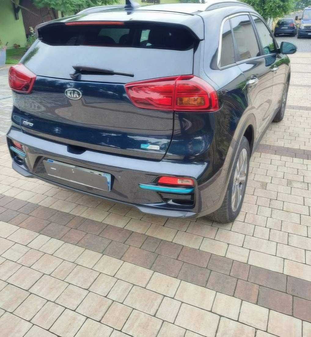 Kia   Niro     2021