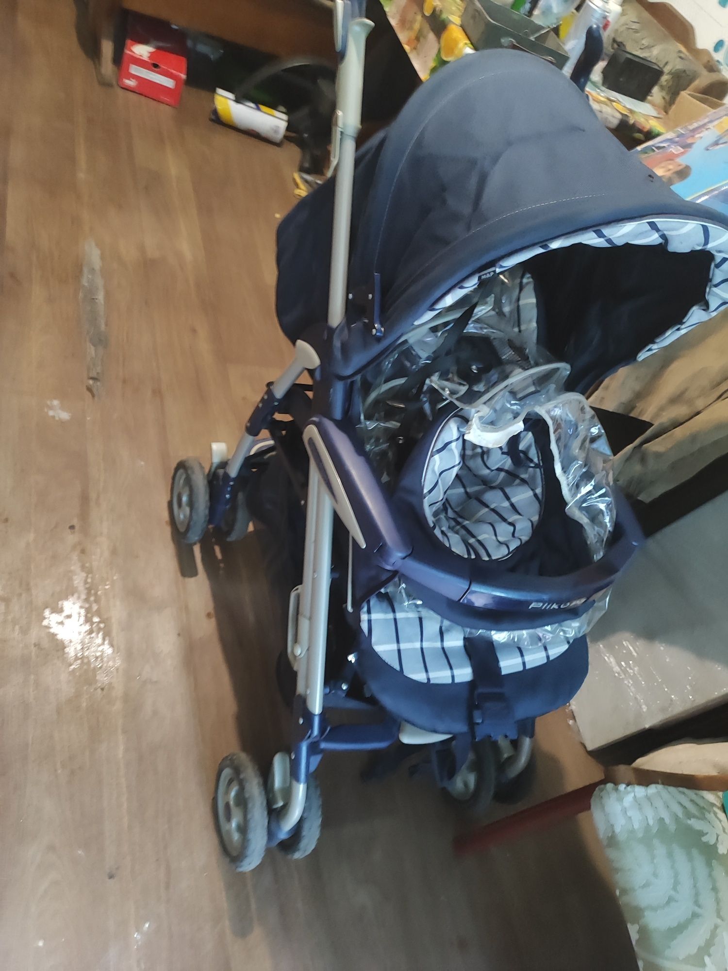 Продам коляску фірмова Mamas & Papas