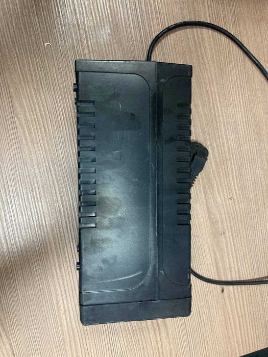 Джерело безперебійного живлення LogicPower lp 650va