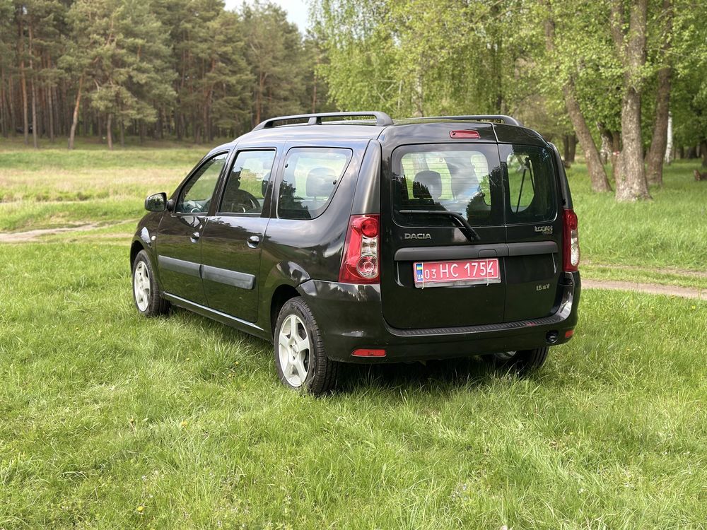 Продам автомобиль Dacia Logan MCV 2009