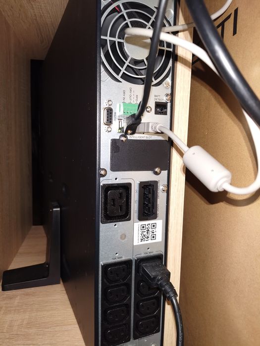 Як новий 3 КВт ДБЖ Online PowerWalker VFI 3000 ICR IoT UPS