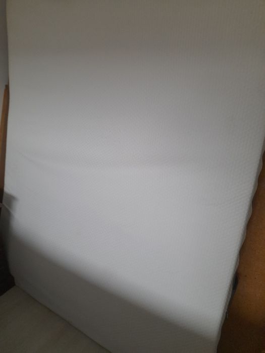 Colchão da Emma  usado, em bom estado de conservação