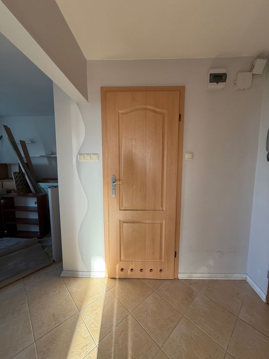 Drzwi Porta Londyn okleina dąb z klamką 70 cm z ościeżnicą