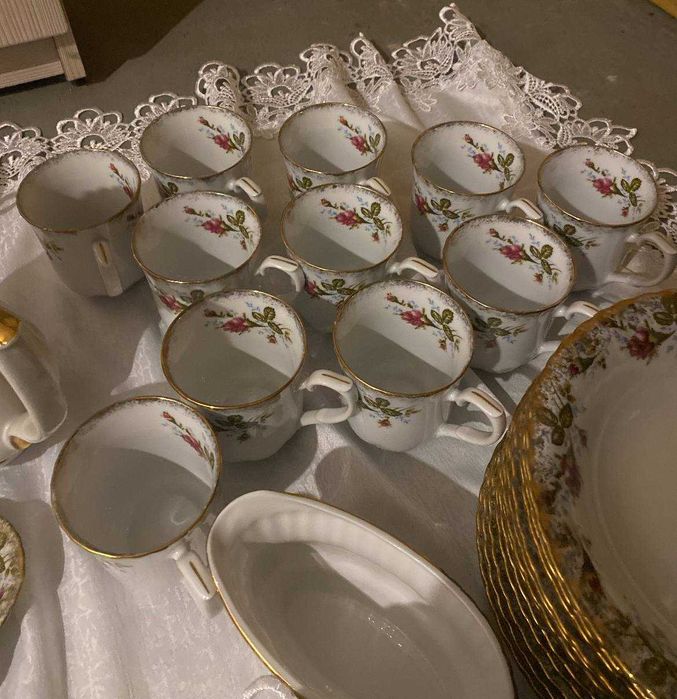 Iwona Chodzież serwis obiadowo-kawowy dla 12 osób - RÓŻA ZŁOTA