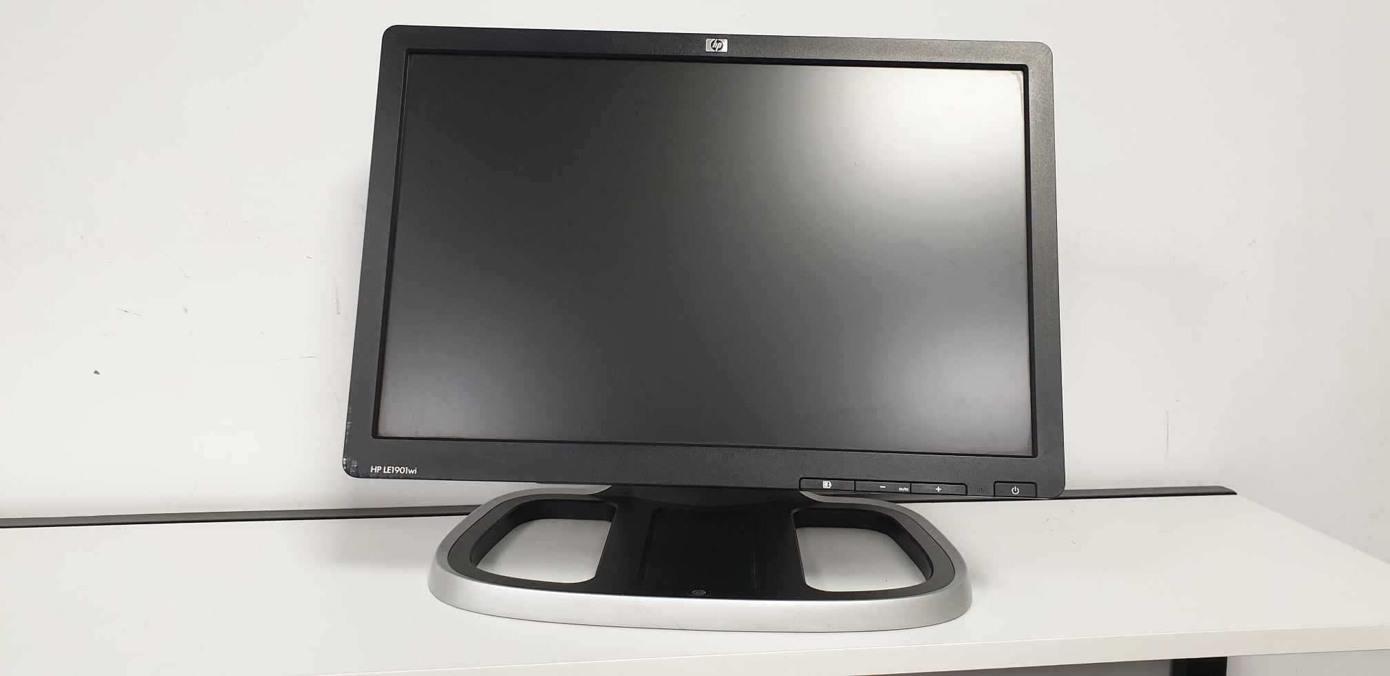 Monitor HP LE1901WI  19"  16:10