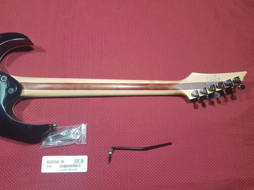 Ibanez RGIR20E-BK EMG + Floyd Rose + Kill Switch