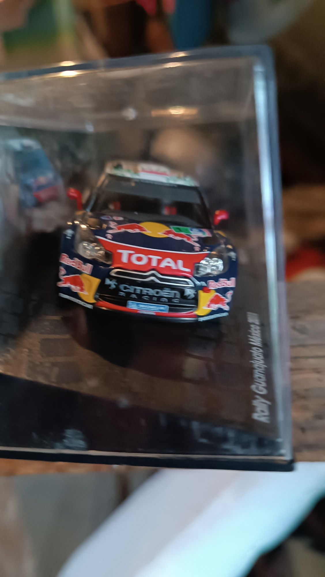 Model 1:43 Sebastien Loeb/Daniel Elena Citroen DS3 WRC