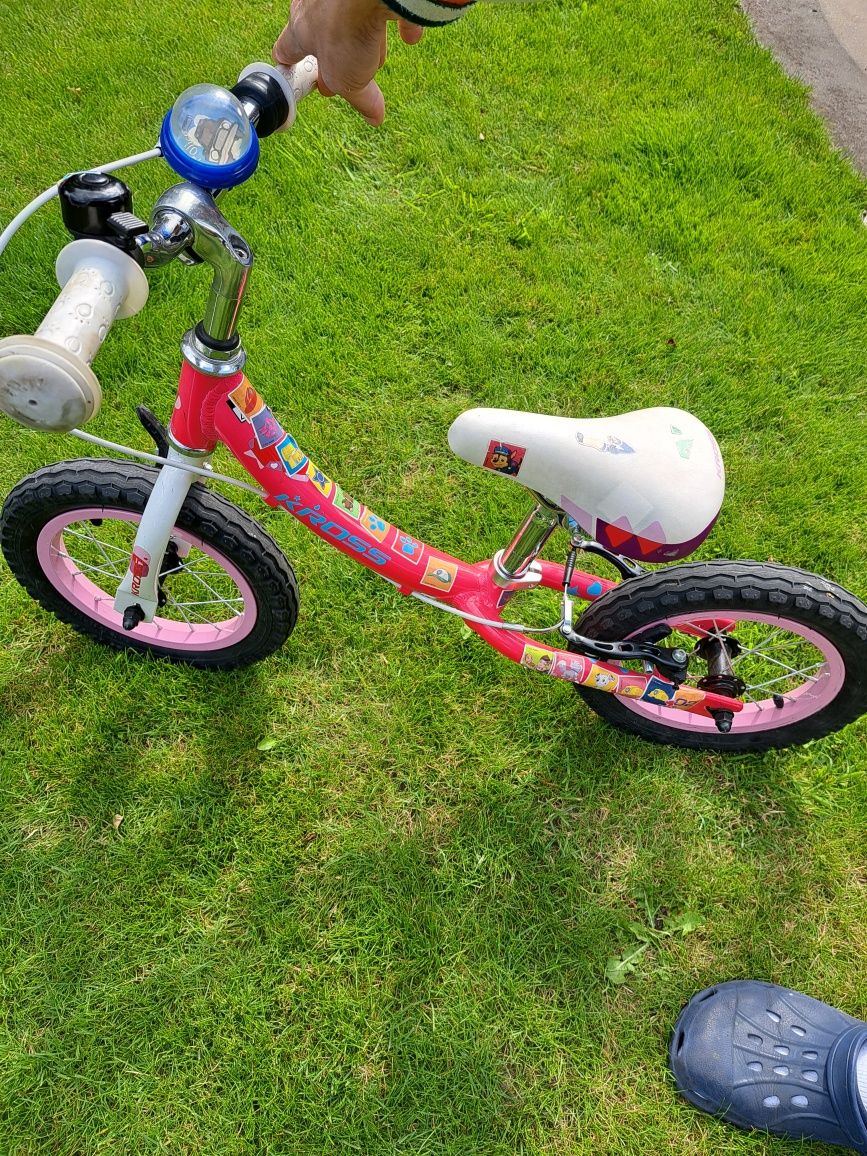 Rowerek biegowy mini kross