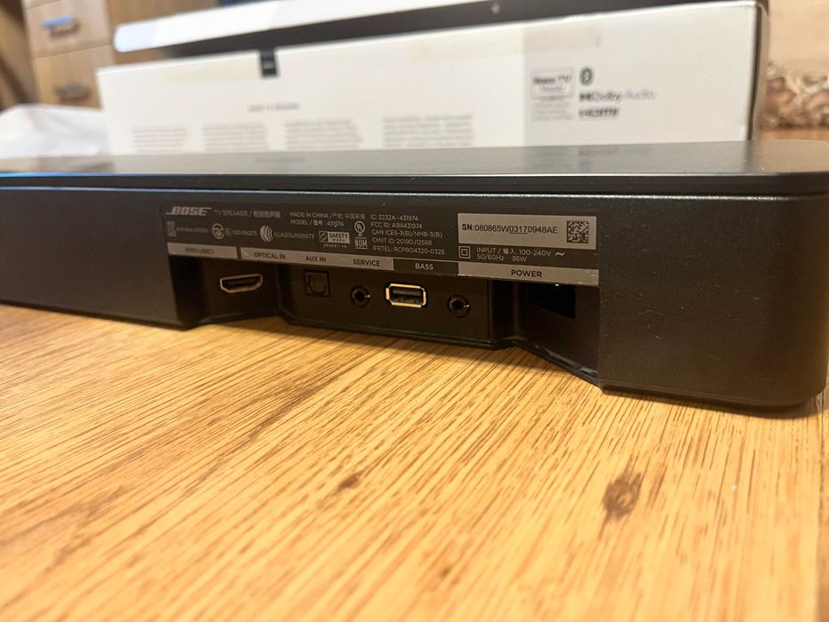 Bose TV Speaker soundbar + uchwyt naścienny gratis