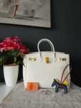Torebka ze skóry naturalnej togo Hermes birkin milk white biała nowa