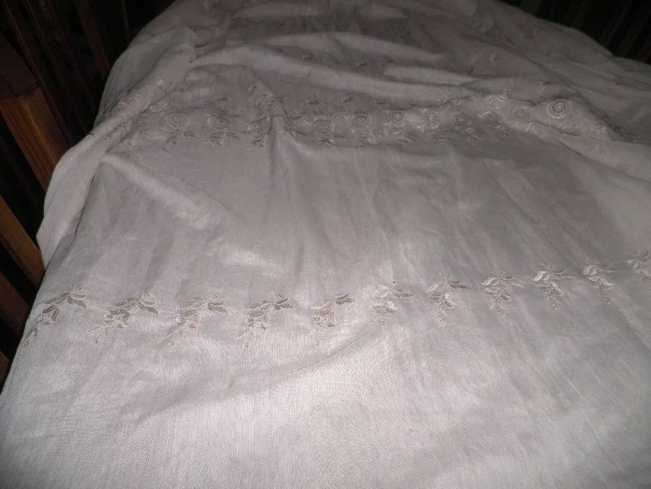 Varios cortinados