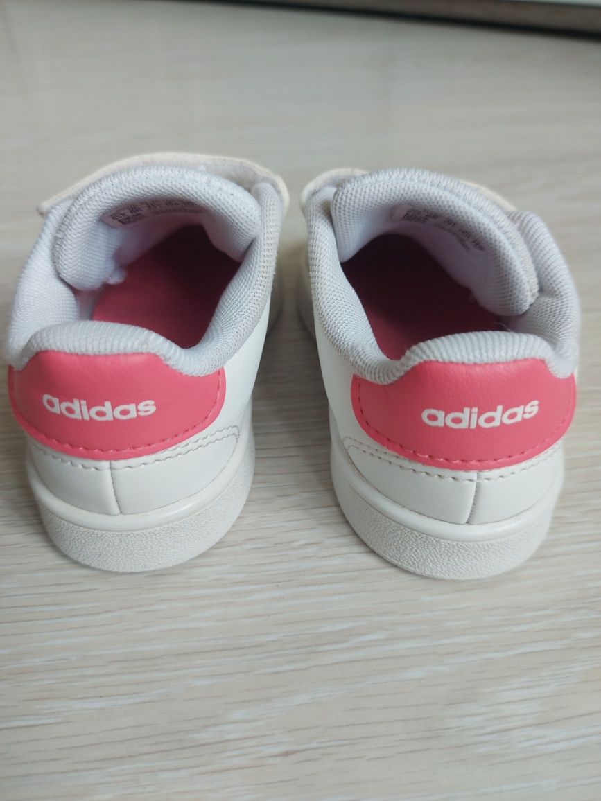 Кросівки Adidas 25