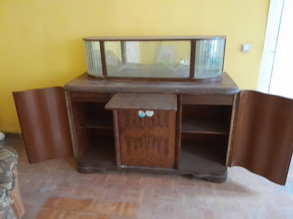 Zabytkowy kredens art deco z nadstawką