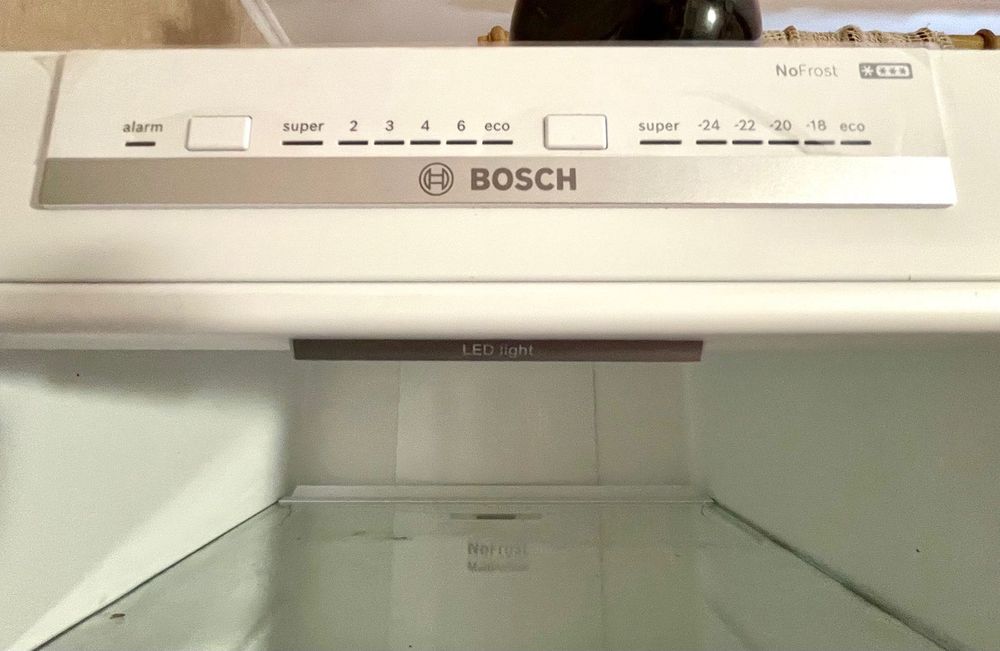 Холодильник BOSCH KGN39VI306