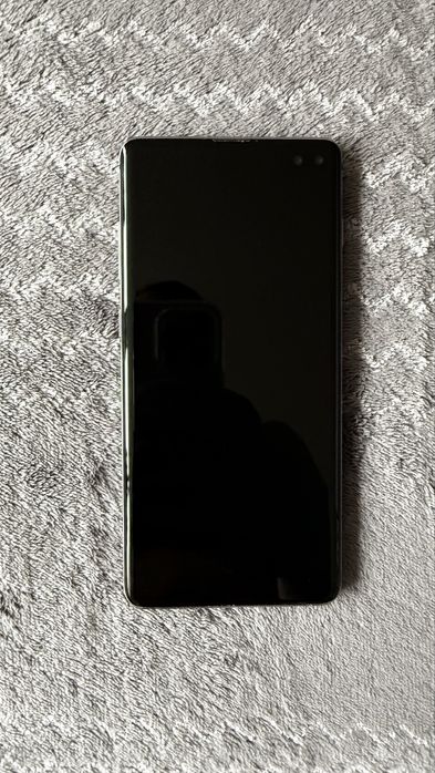 Samsung  Galaxy S10+