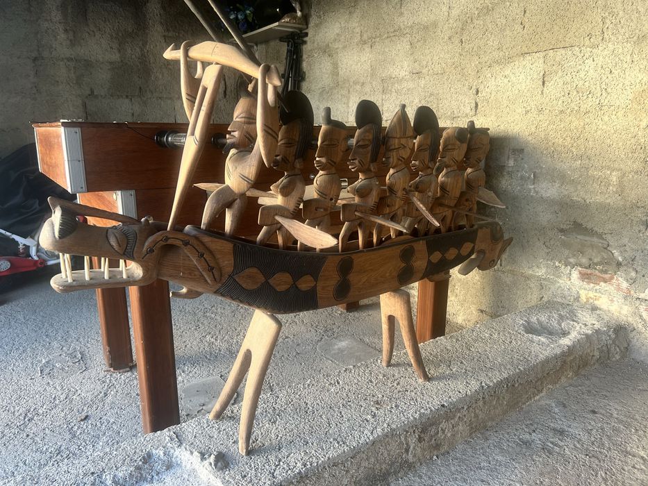 Escultura Africana Barco com pescadores
