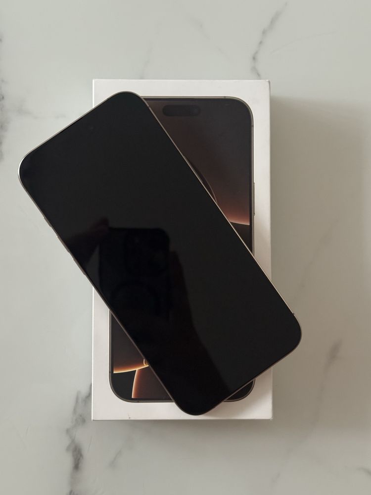 iPhone 16 Pro Max 256GB (0 cykli ladowania)