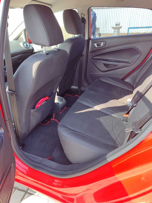 Ford Fiesta 2015 (1.0 EcoBoost)Ідеальний вибір для міста та подорожей!