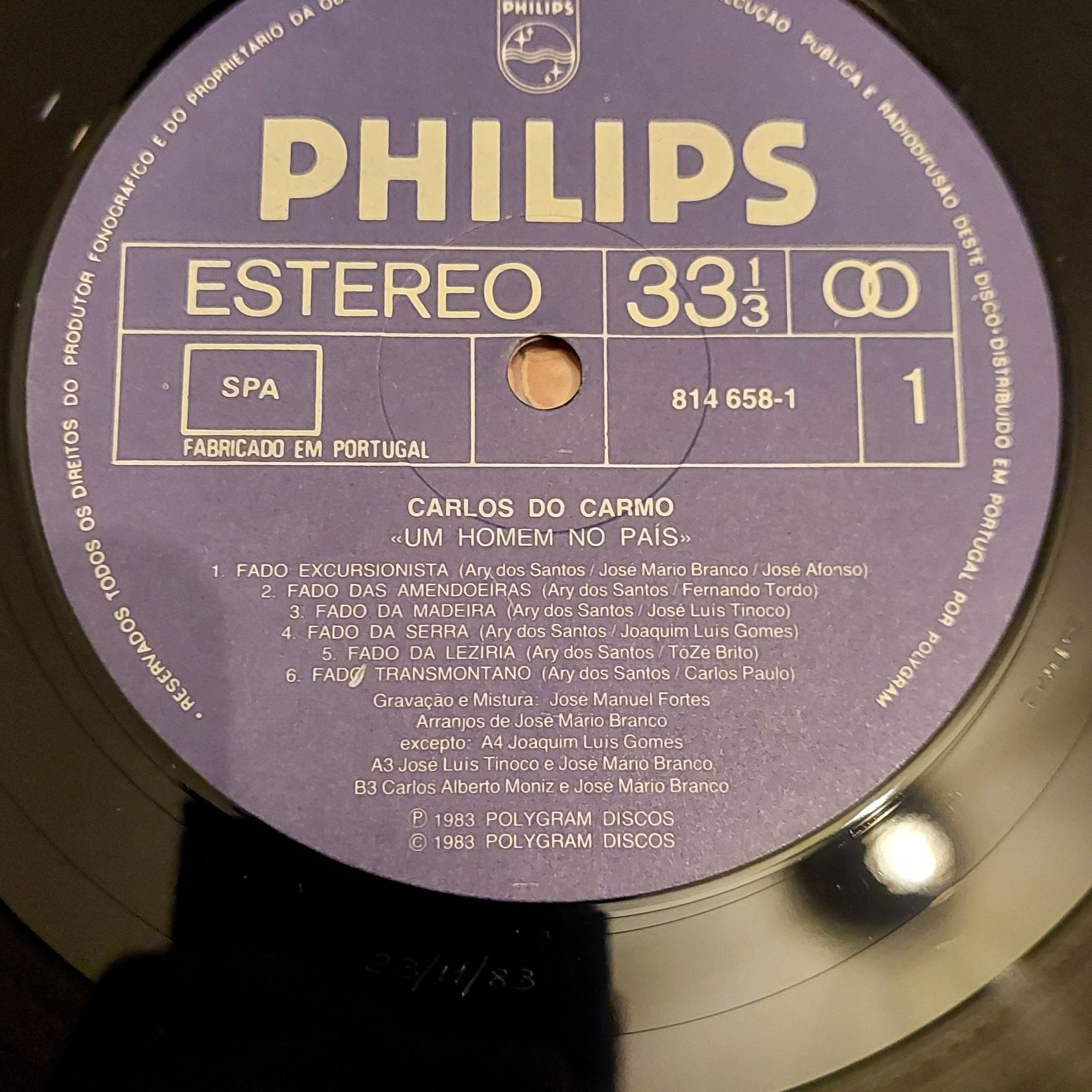 Vinil LP Duplo Carlos do Carmo, Um Homem no País