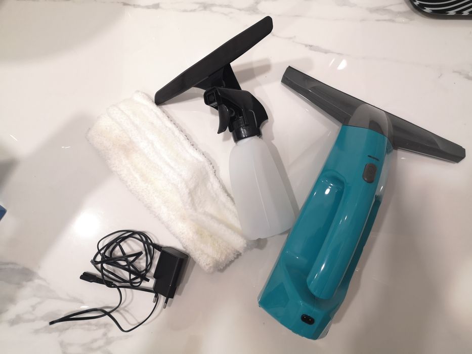 Aspirador de vidros e janelas