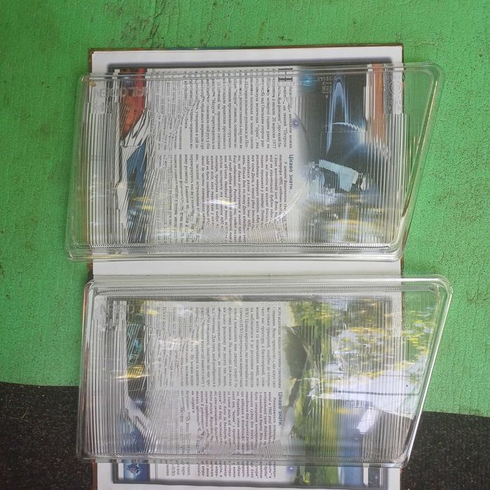 Полированые  (левие )  стекла под линзу Ваз 2108 2109 21099 .