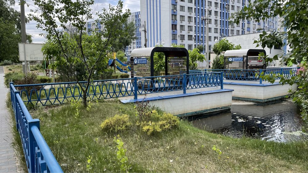 Осокорки. пішки станція метро Славутич