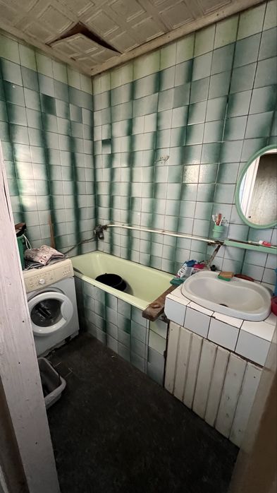 продаж будинку на Крутому Березі (Вакуленці)