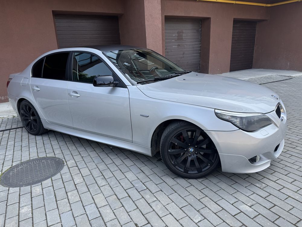 BMW E60 523i 2.5 бензин ( 190 к.с. )