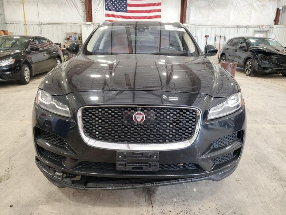 Jaguar F-PACE Portfolio, 2018