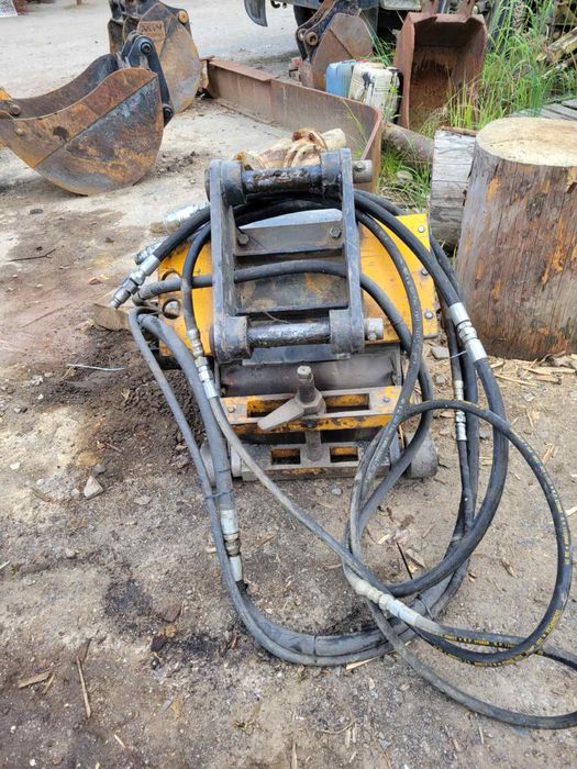 Фреза дорожня JCB