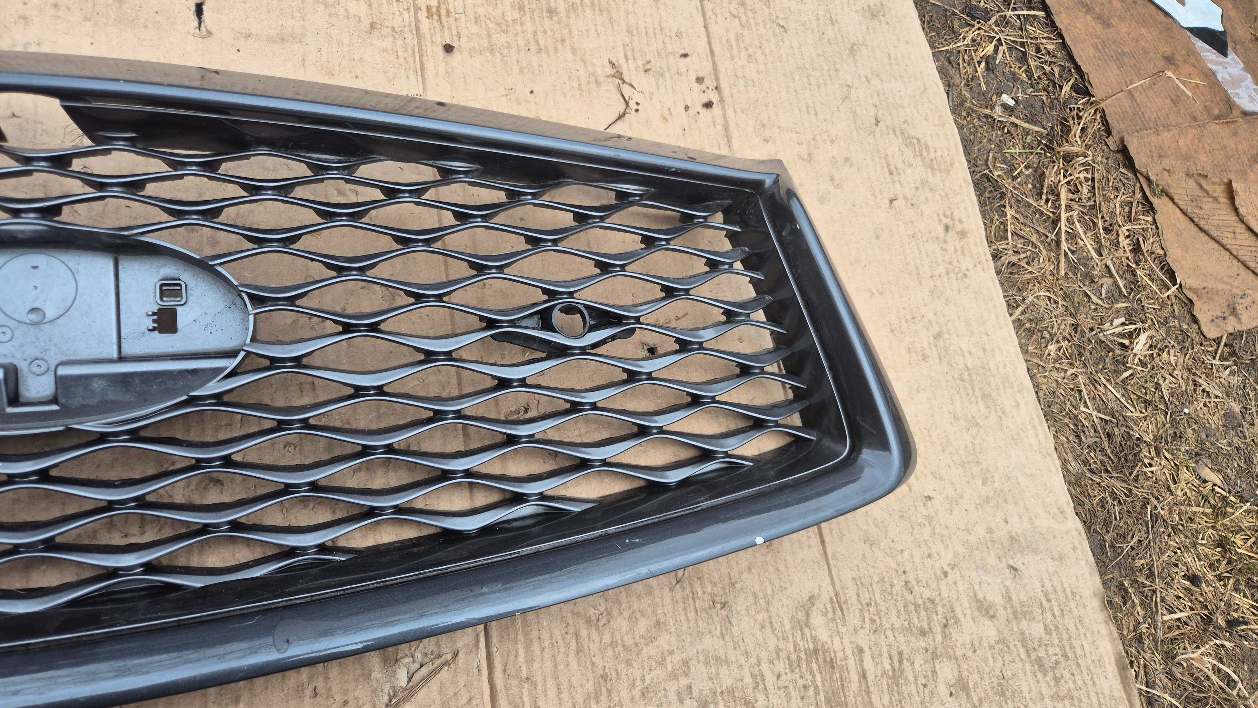 Grill atrapa CHROM INFINITI Q50 Q 50