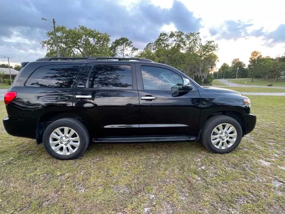 2016 Toyota Sequoia