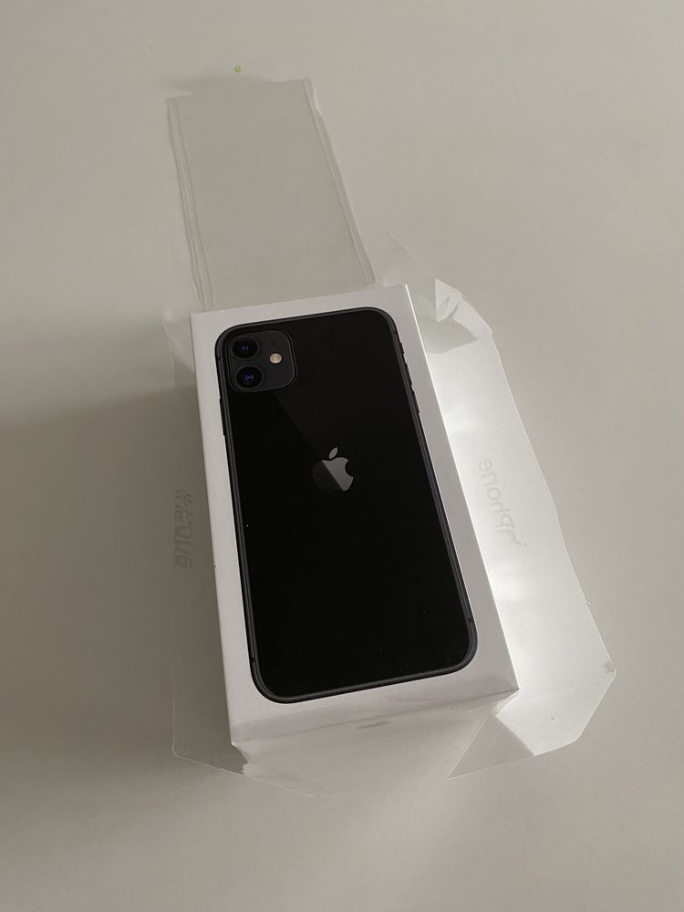 iPhone 11 64gb czarny (9/10)+5 etui