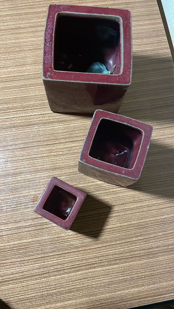 Conjunto de 3 vasos em cerâmica pintado