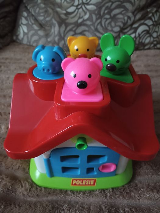 Розвиваюча іграшка для дітей