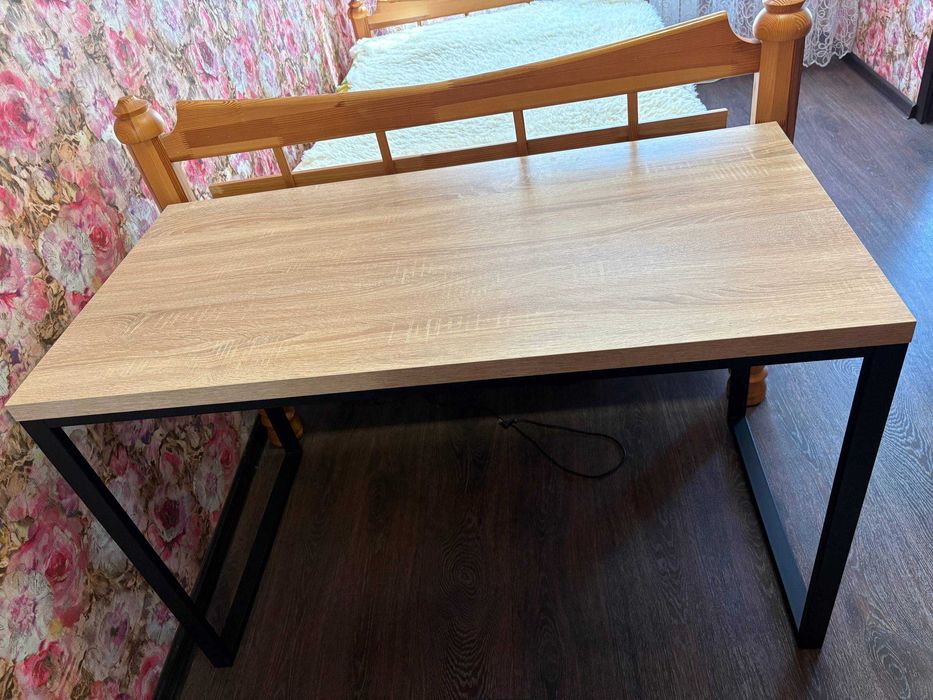 Стіл письмовий в стилі лофт (ІДЕАЛЬНИЙ СТАН)