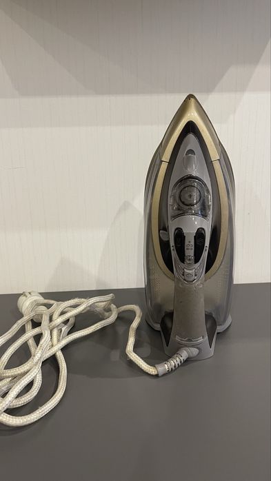 Праска Philips Azur під ремонт або на запчастини