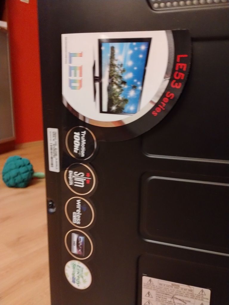 Telewizor LG 42le5300 + dekoder, stan praktycznie idealny