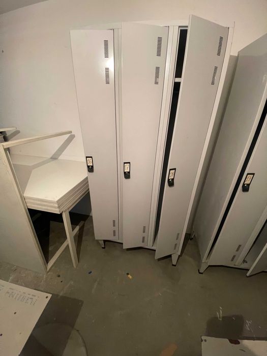 Cacifos Metálicos Triplo 3 Cacifos 1900x900x400mm