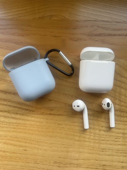 Наушники Apple AirPods 2 ( под ремонт или на запчасти)