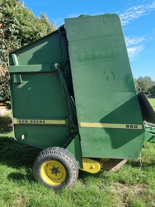 Prasa John Deere 550 owijanie na dwa sznurki