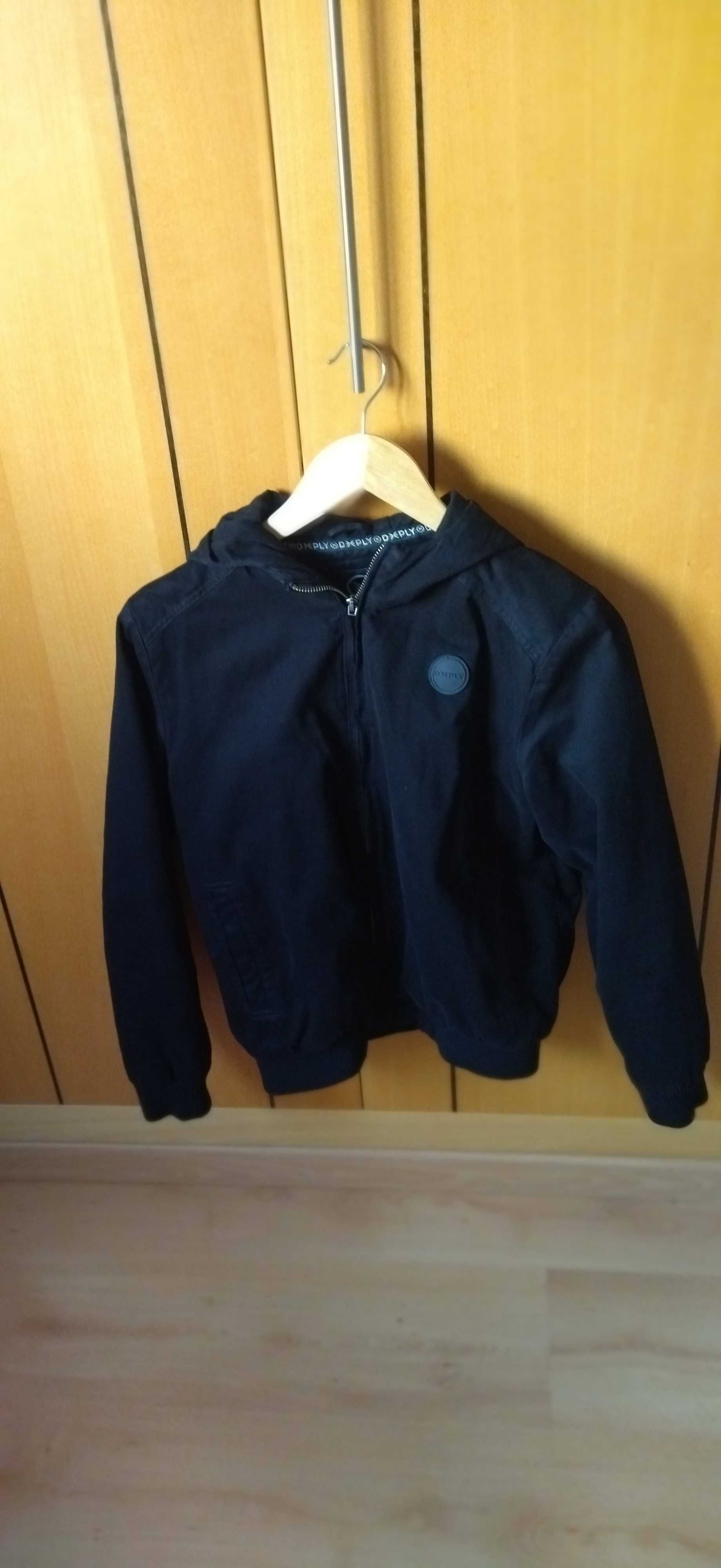 Blusão preto da Deply - 14 anos / S