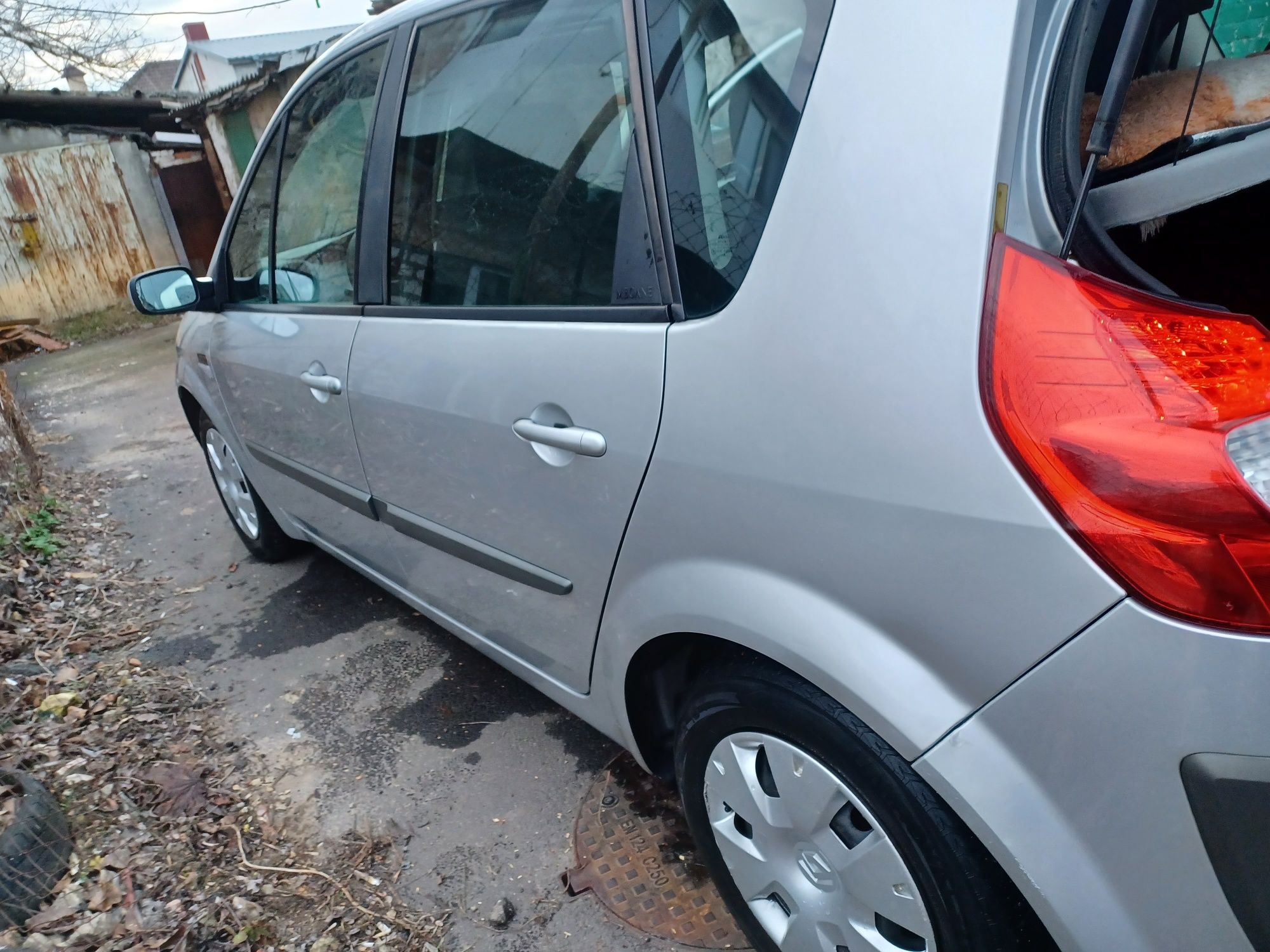 Renault Scenic 2006,1.6 бензин